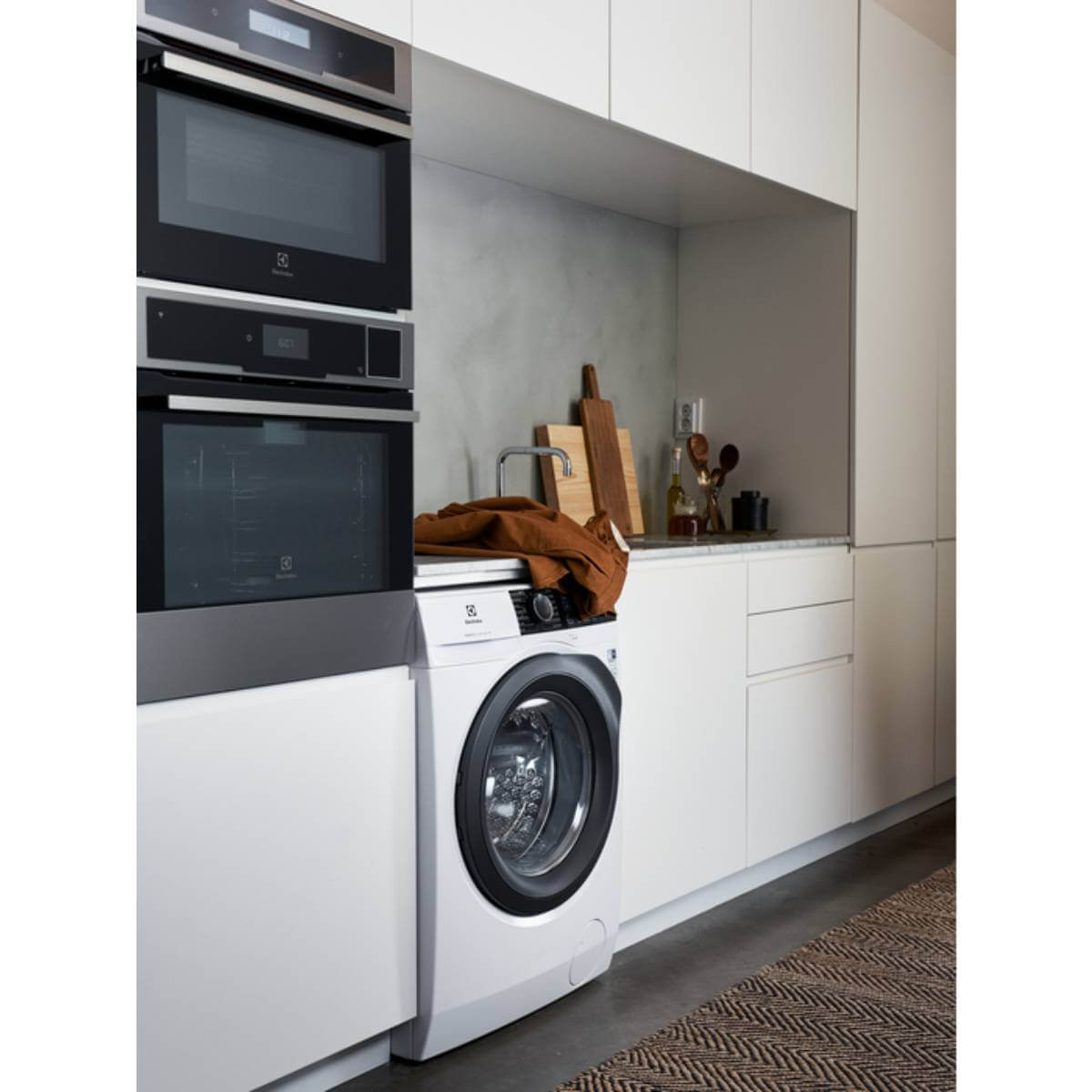 Стиральная машина ELECTROLUX EW7WR447W