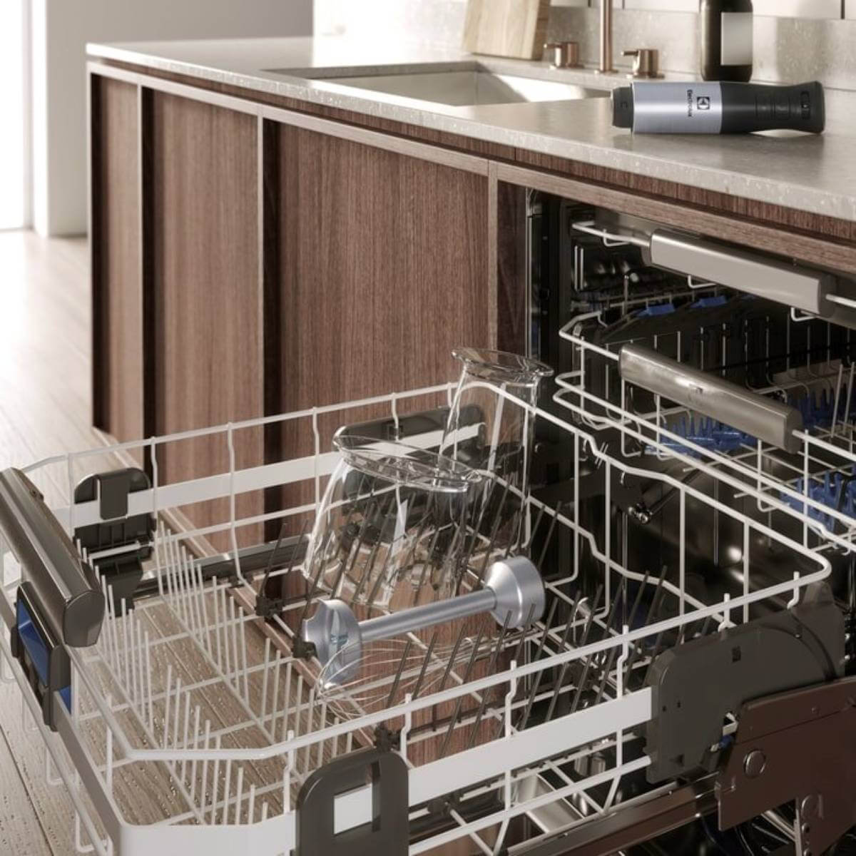 Блендер погружной ELECTROLUX E5HB1-8SS
