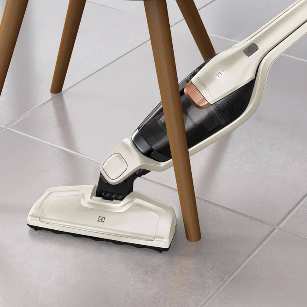 Пылесос ELECTROLUX EERC73SW