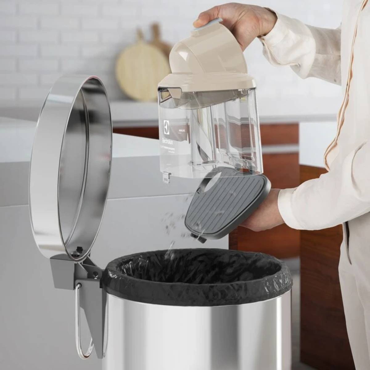 Пылесос ELECTROLUX ESPC74SW