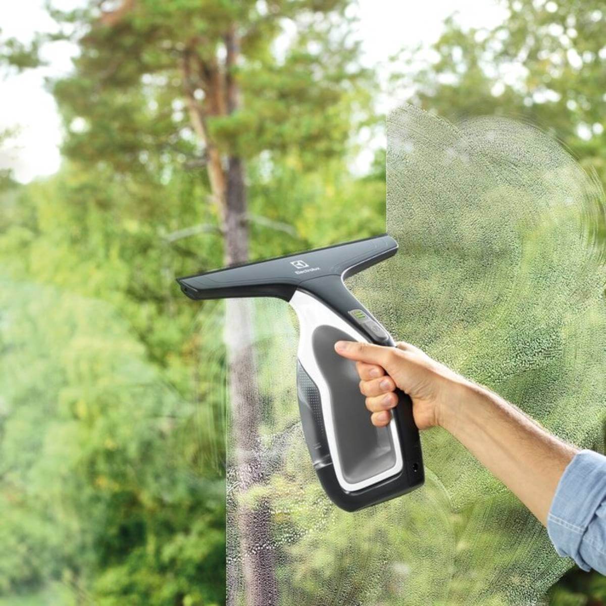 Пылесос ручной ELECTROLUX WS71-6TG