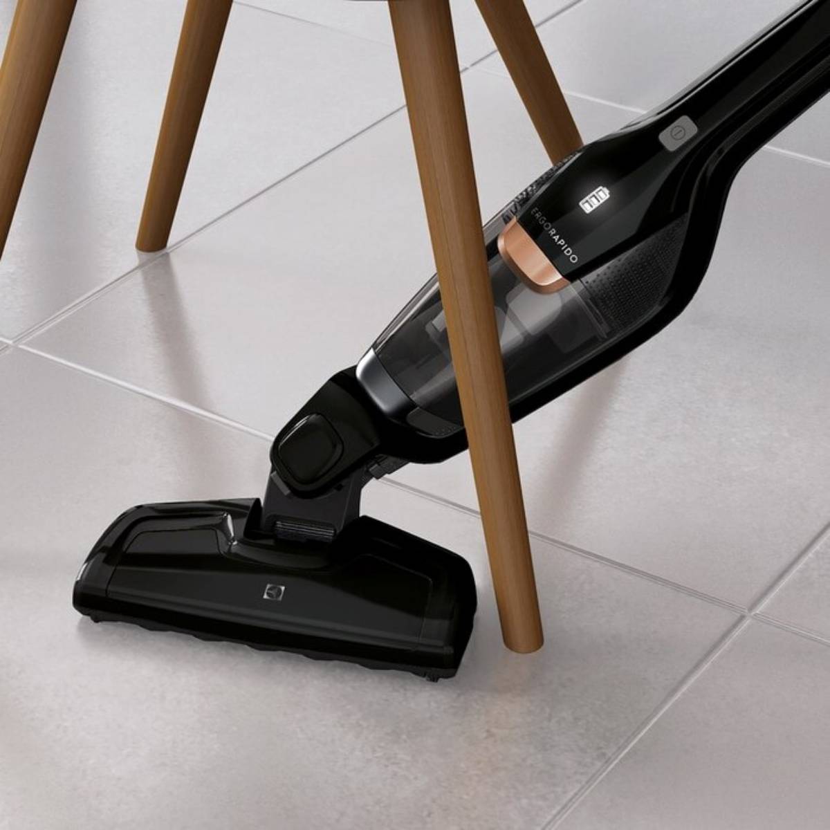 Аккумуляторный пылесос ELECTROLUX EERC73EB