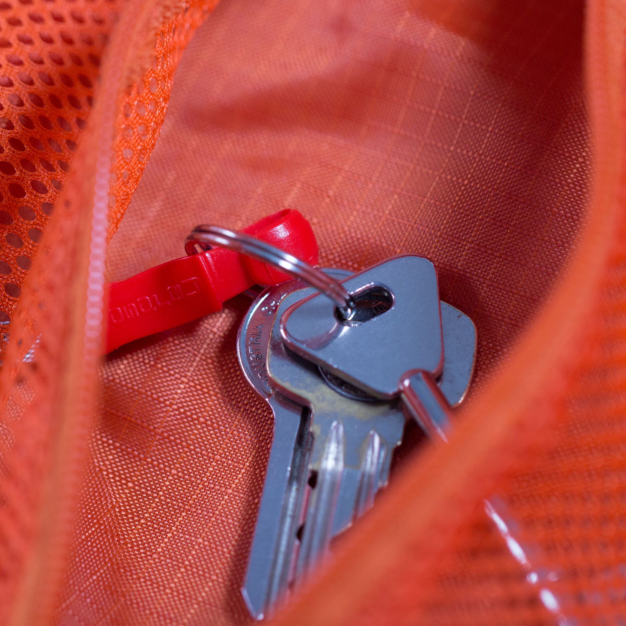 Рюкзак Osprey Kamber 42 синій