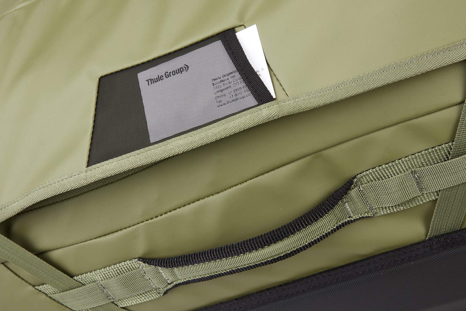 Чемодан на колесах Thule Chasm Luggage 81cm/32' (Olivine) (TH 3204291)