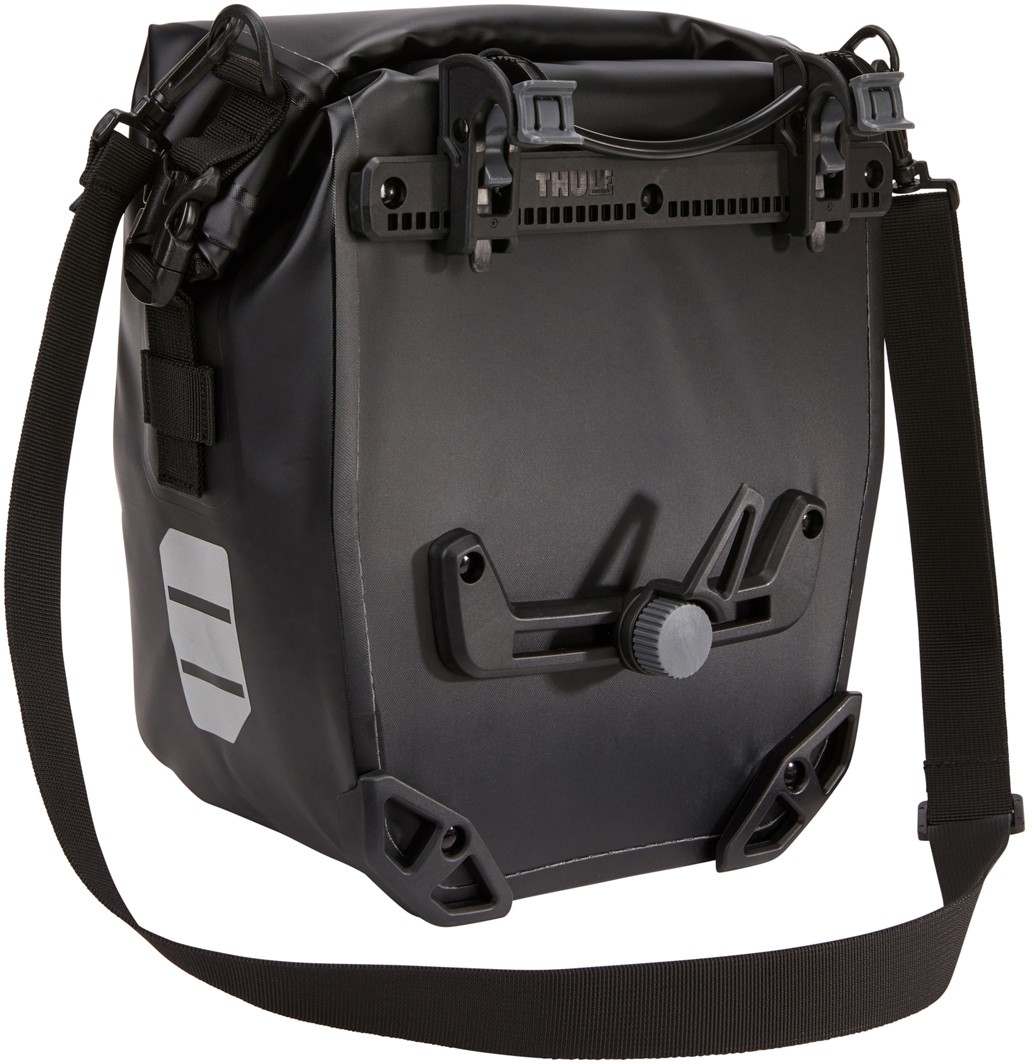 Велосипедные сумки Thule Shield Pannier 13L (Black) (TH 3204205)