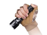 Фонарь ручной Fenix TK22UE