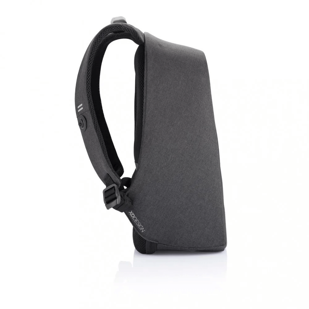 Рюкзак-антивор XD Design Bobby Tech Anti-Theft Black P705.251