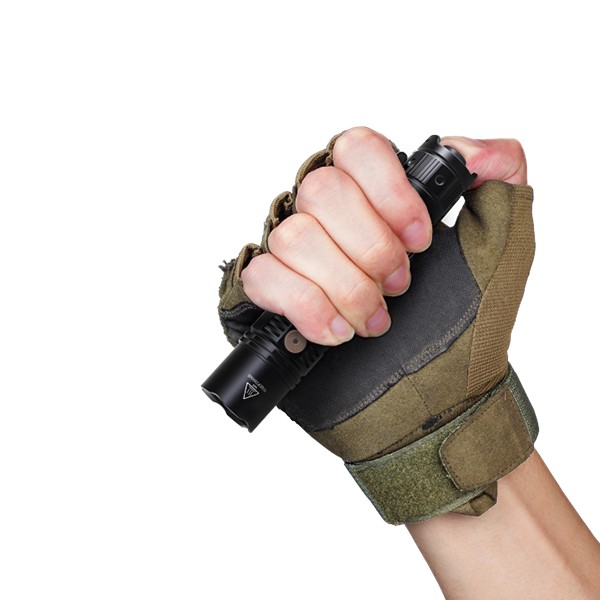 Фонарь ручной Fenix PD36R